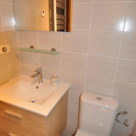 2 Pers. A Avec Vue Montagnes, Parking - Fr-1-517-59 Lejlighed